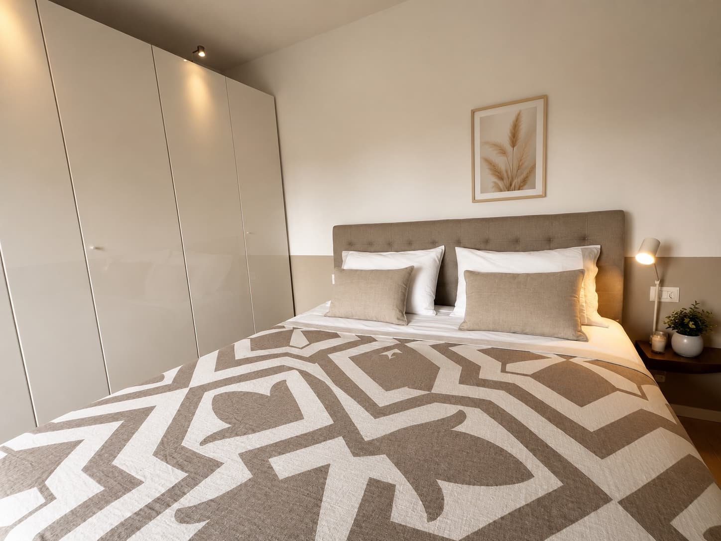 Casa ristrutturata con terrazza sul tetto — Maccagno