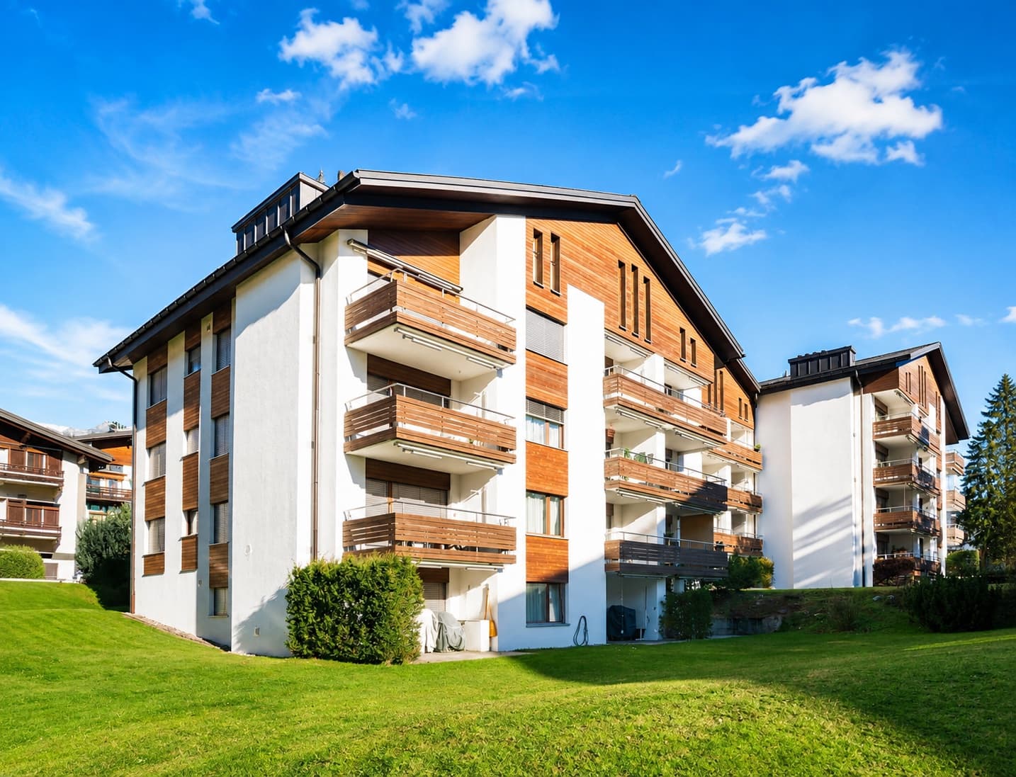 Appartment Laax Zentrum Zentrale Lage mit 2 Parkplätzen