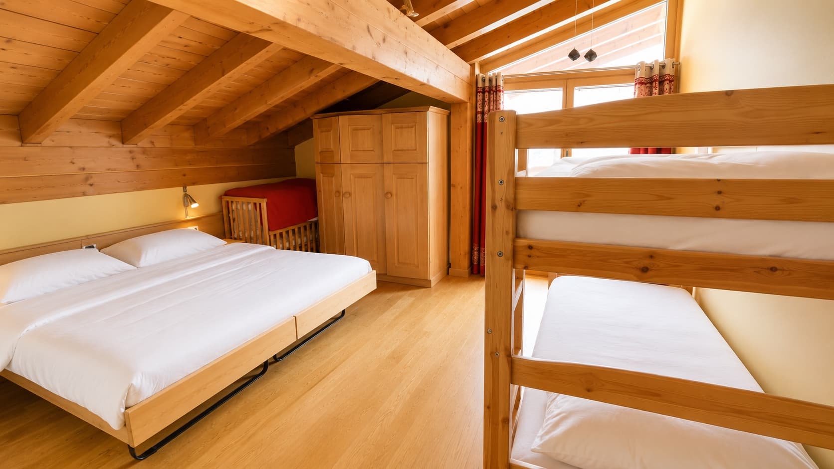 Appartment Laax Zentrum Zentrale Lage mit 2 Parkplätzen