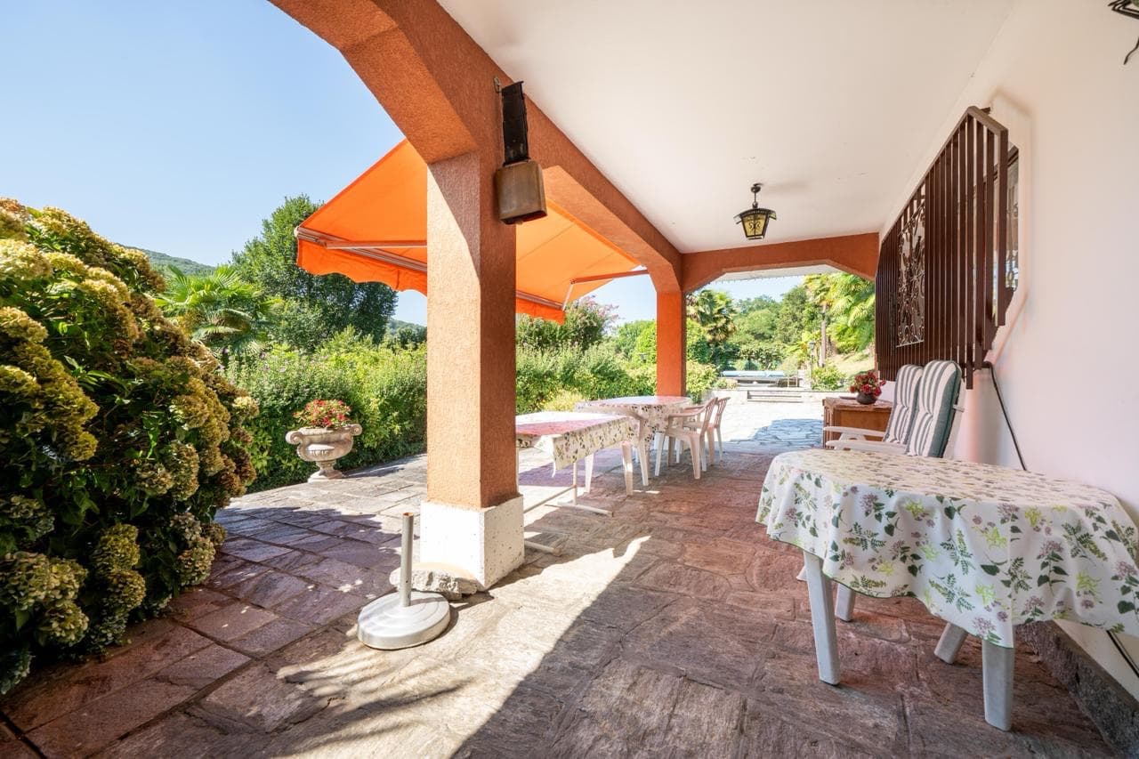 Villa in Dumenza