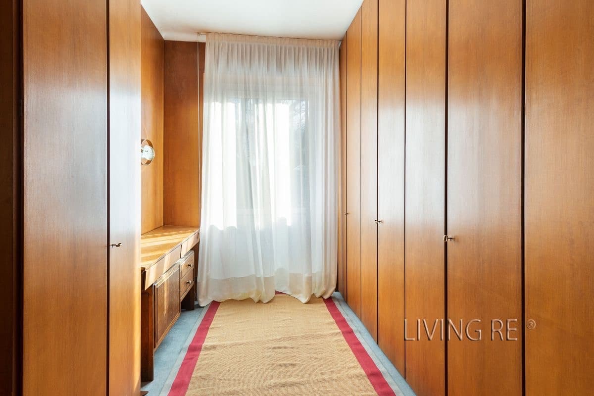Exclusive Villa with Lake View on Lake Maggiore — Luino